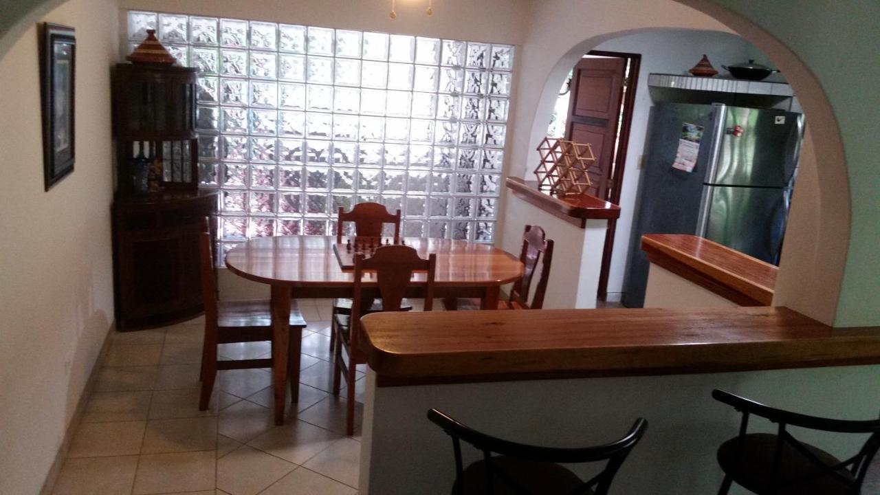 Embassy House Bed & Breakfast Puerto Jimenez Exterior photo